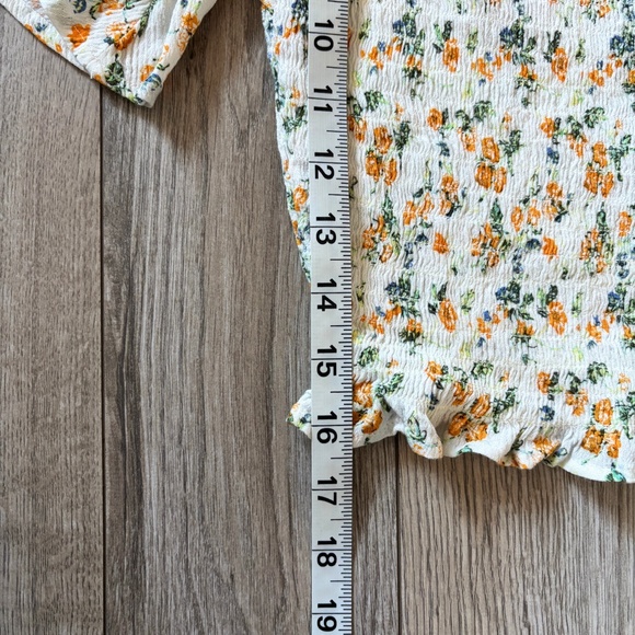Chelsea & Violet Smocked Flutter Sleeve Floral Top Womens XS Boho Cottagecore - Picture 4 of 10